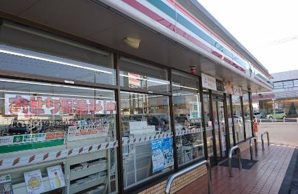 【コンビニエンスストア】セブンイレブン水戸緑岡店まで1362ｍ