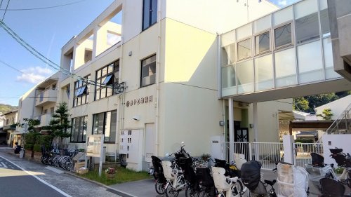 【幼稚園】あやめ幼稚園まで449ｍ