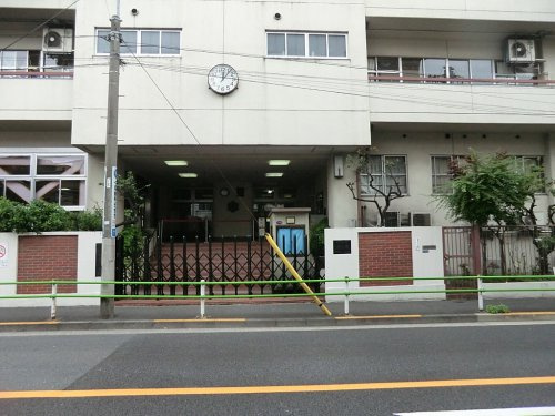 【小学校】港区立白金小学校まで566ｍ