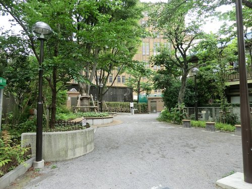【公園】白金台四丁目児童遊園まで333ｍ