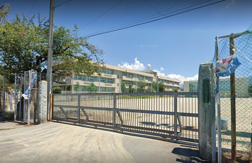 【小学校】笛吹市立石和東小学校まで1133ｍ
