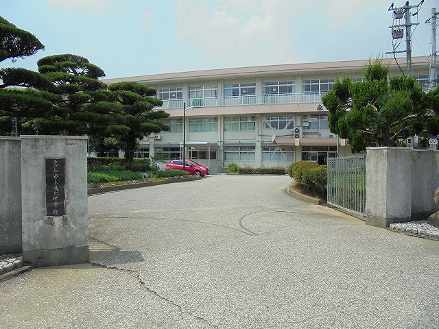 【中学校】城北中学校まで627ｍ
