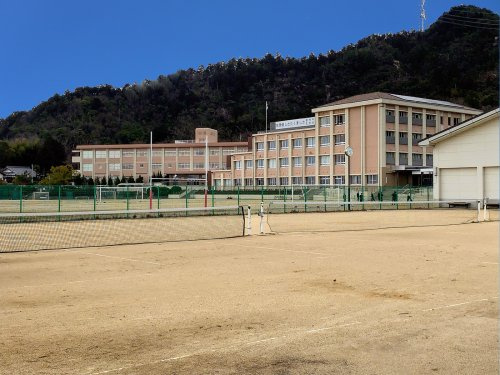 【中学校】野洲市立野洲中学校まで3083ｍ