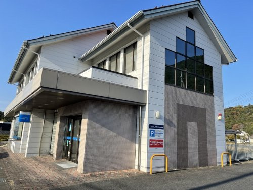 【銀行】滋賀銀行三上代理店まで1068ｍ
