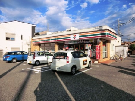 【コンビニエンスストア】セブンイレブン伊丹荒牧7丁目店まで582ｍ
