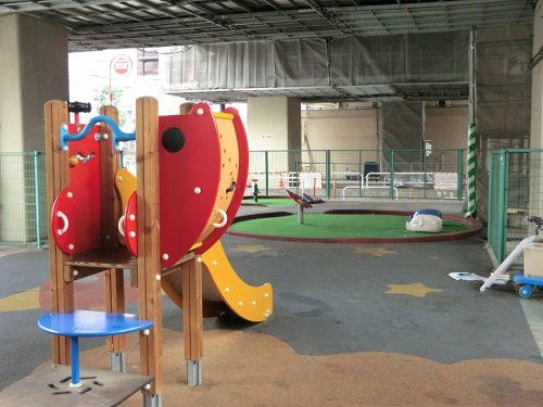 【公園】奥三光児童遊園まで375ｍ