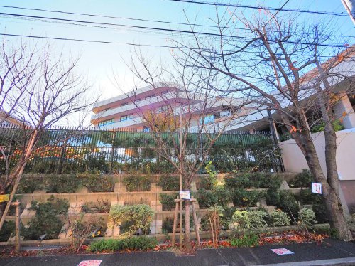 【中学校】港区立白金の丘学園まで629ｍ