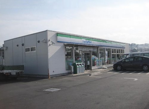 【コンビニエンスストア】ファミリーマート新座東一丁目店まで290ｍ