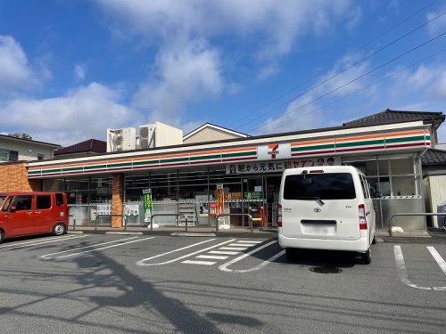 【コンビニエンスストア】セブンイレブン　練馬西大泉3丁目店まで550ｍ