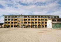【小学校】中津川市立西小学校まで787ｍ