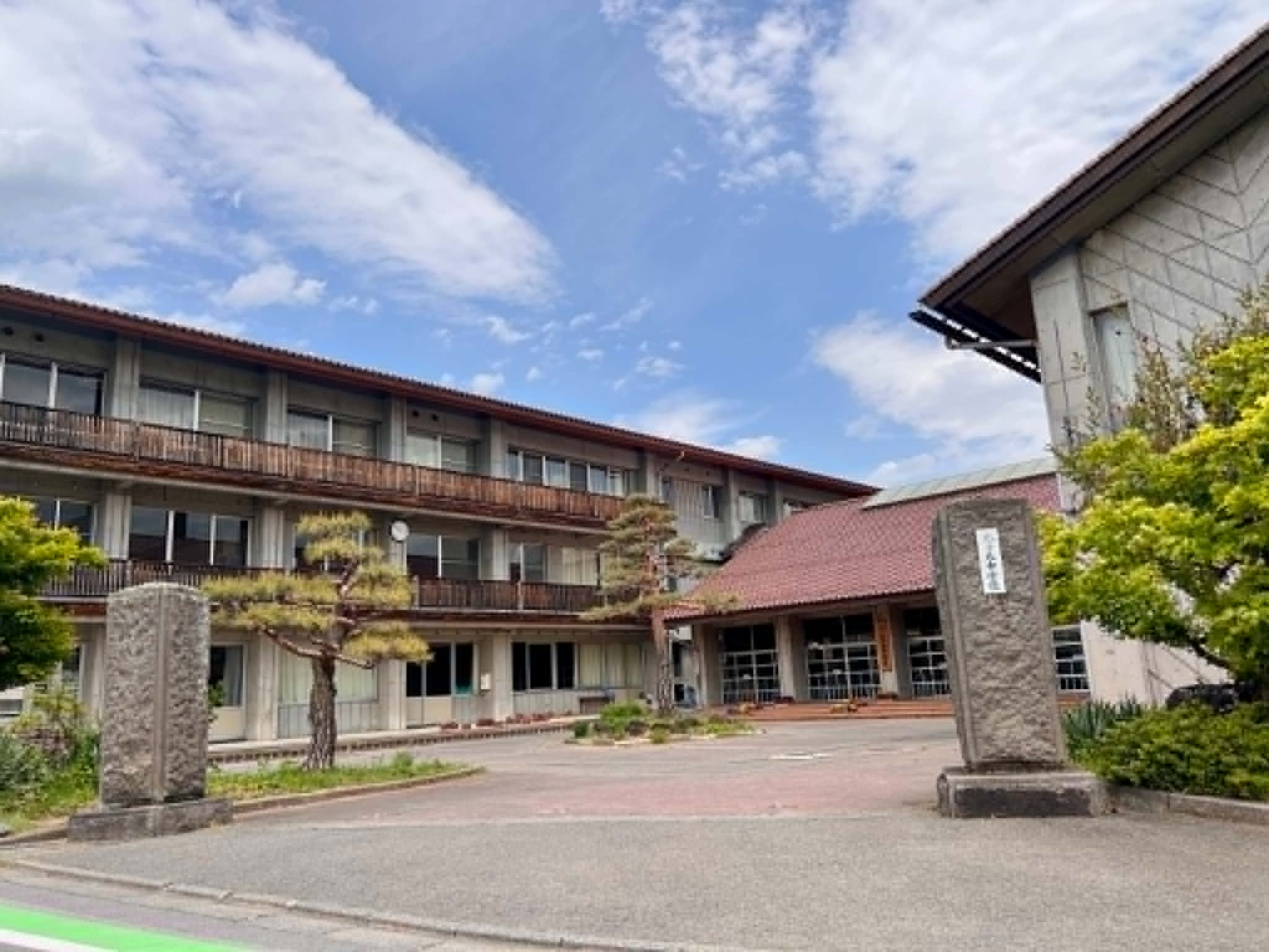 【中学校】上田市立丸子北中学校まで467ｍ