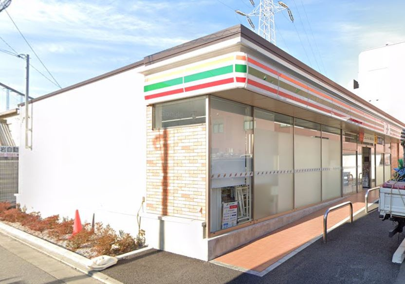 【コンビニエンスストア】セブンイレブン　葛飾奥戸4丁目店まで240ｍ
