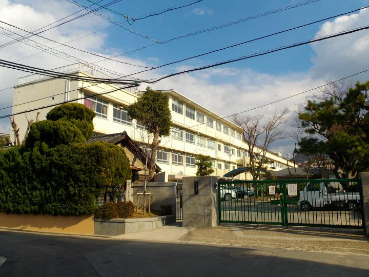 【中学校】翠町中学校まで1034ｍ