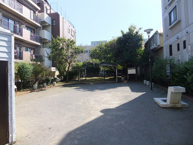 【公園】　仲町公園まで102ｍ