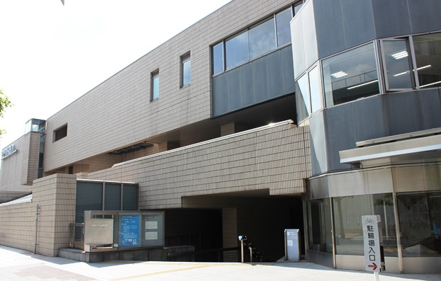 【図書館】中野区立中央図書館まで577ｍ