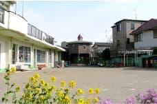 【幼稚園】角栄幼稚園まで615ｍ
