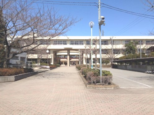 【中学校】西中学校まで1103ｍ