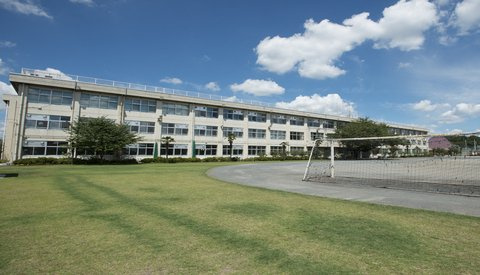 【中学校】武蔵村山市立第五中学校まで1053ｍ