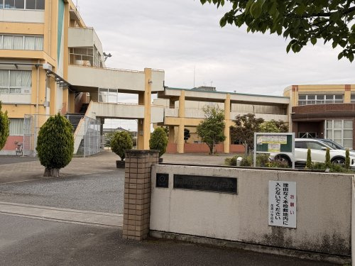 【小学校】加須市立加須小学校まで850ｍ