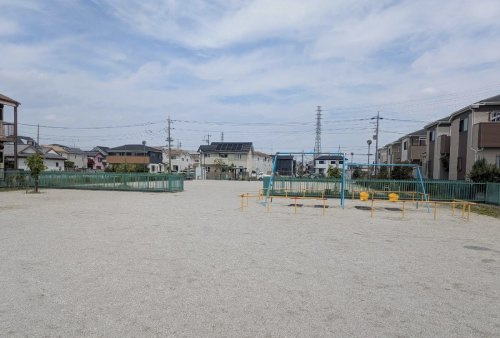 【公園】氷川町公園まで891ｍ