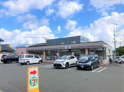 【コンビニエンスストア】セブンイレブン　静岡竜南1丁目店まで431ｍ