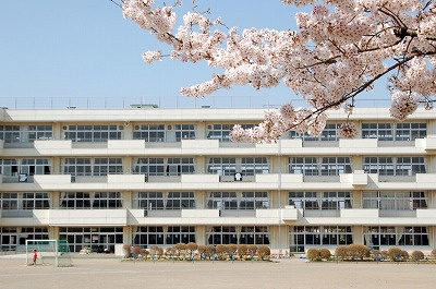 【小学校】上柴西小学校まで1000ｍ