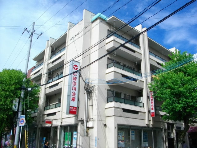 【信用金庫】尼崎信用金庫　武庫之荘駅南出張所まで481ｍ