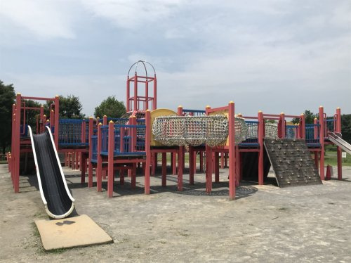 【公園】熊谷運動公園こども広場　ロケット公園まで1211ｍ