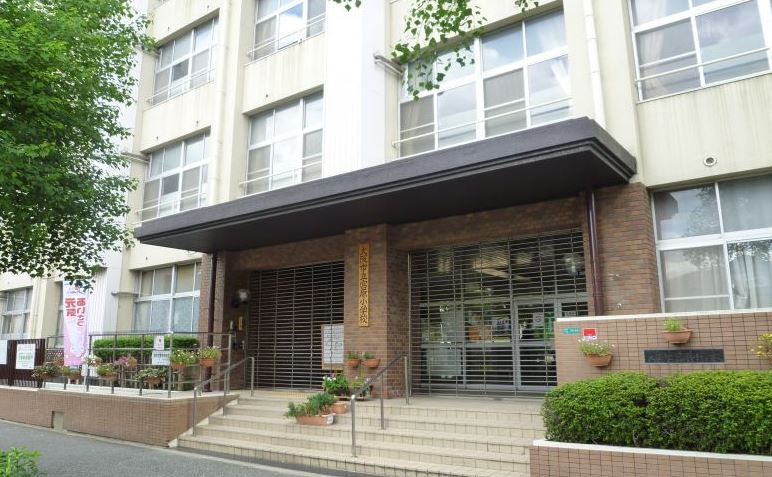 【小学校】大阪市立　宮原小学校まで483ｍ