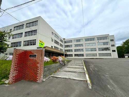 【小学校】千歳市立向陽台小学校まで1132ｍ