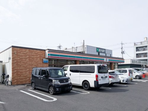 【コンビニエンスストア】セブンイレブン　宇都宮中戸祭店まで1525ｍ