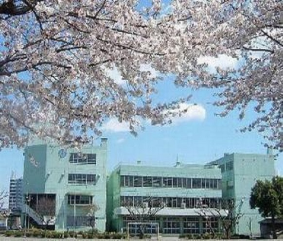 【小学校】妻田小学校まで196ｍ