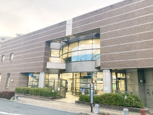 【図書館】世田谷区立砧図書館まで620ｍ