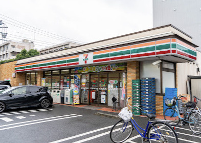 【コンビニエンスストア】セブンイレブン　板橋高島平3丁目店まで736ｍ