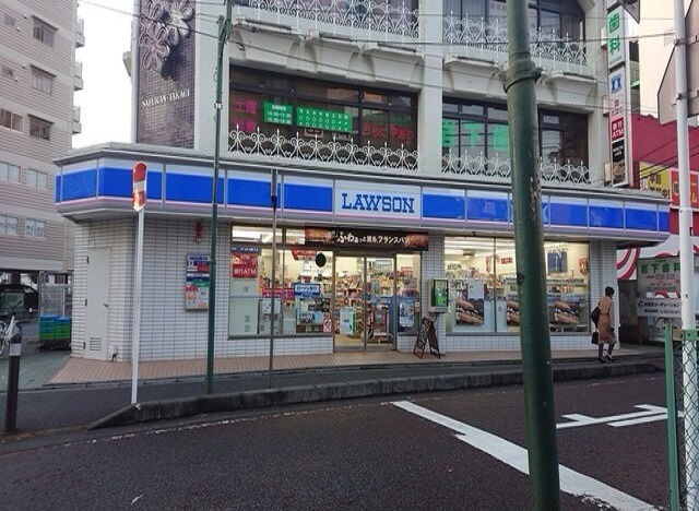 【コンビニエンスストア】ローソン　相模原橋本三丁目店まで200ｍ