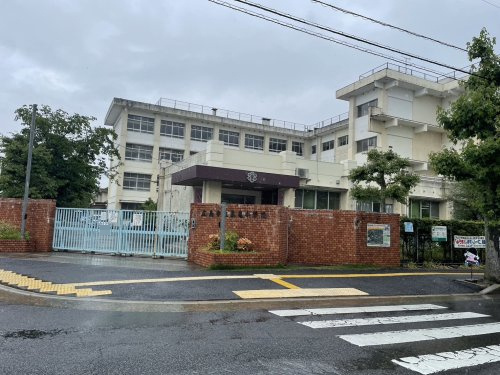 【小学校】広島市立真亀小学校まで520ｍ