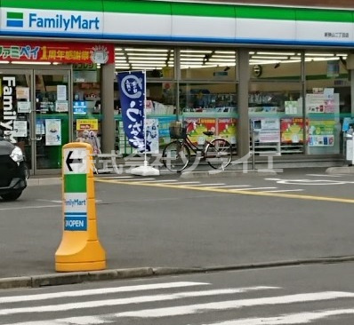 【コンビニエンスストア】ファミリーマート　新狭山二丁目店まで182ｍ