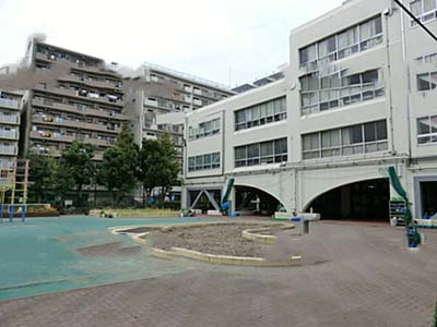 【小学校】横浜市立森東小学校まで262ｍ