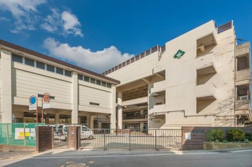 【中学校】横浜市立森中学校まで1591ｍ
