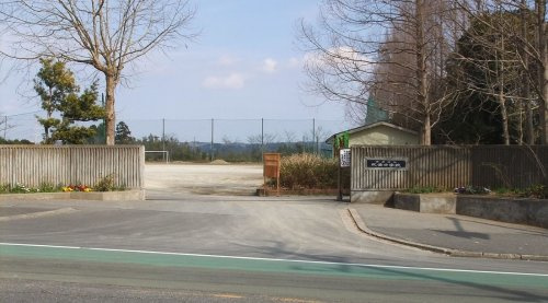 【中学校】市原市立双葉中学校まで800ｍ