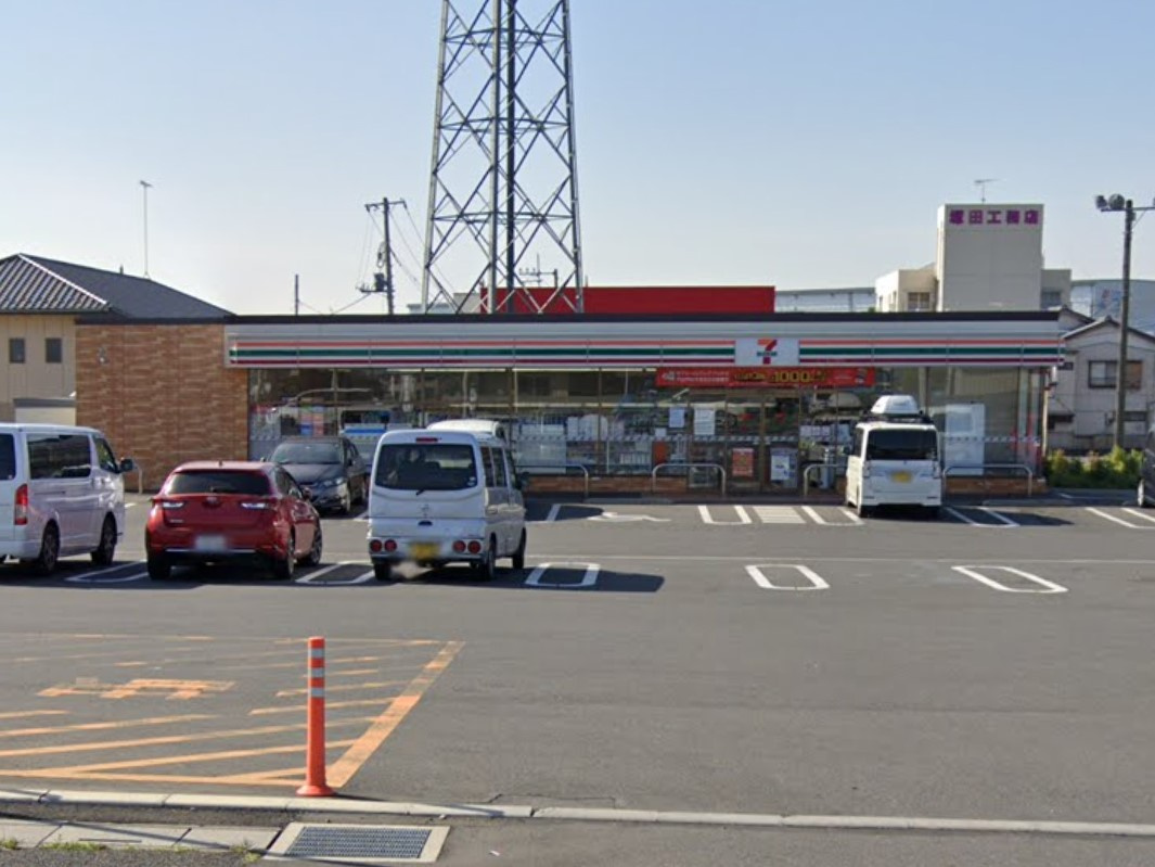 【コンビニエンスストア】セブンイレブン　加須南篠崎2丁目店まで645ｍ