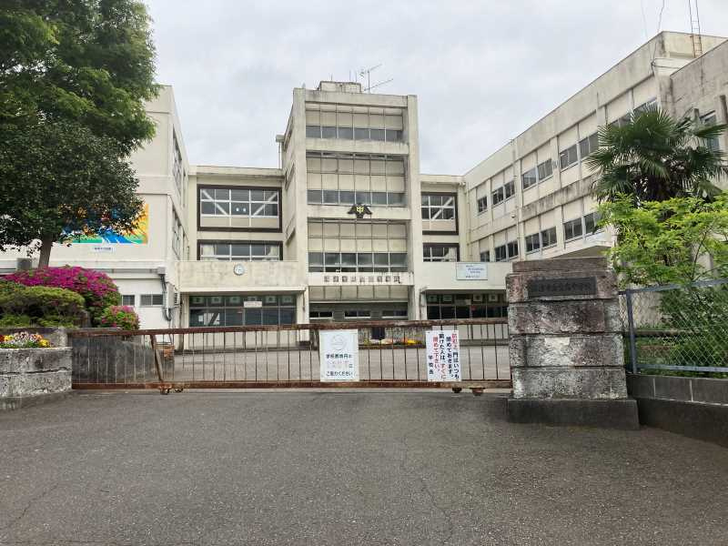 【中学校】沼津市立愛鷹中学校まで2407ｍ
