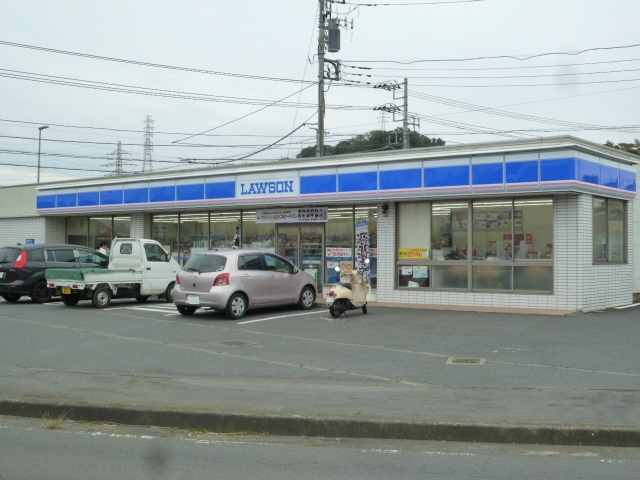 【コンビニエンスストア】ローソン　平塚河内店まで378ｍ
