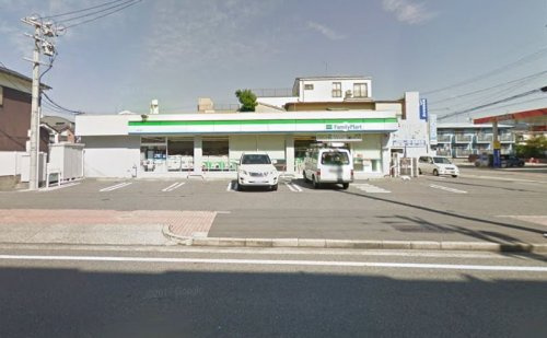 【コンビニエンスストア】ファミリーマート泉楽通店まで240ｍ