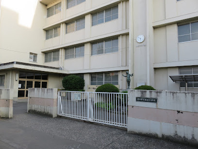 【小学校】住吉小学校まで359ｍ