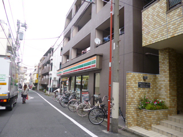 【コンビニエンスストア】セブンイレブン池袋本町店まで536ｍ