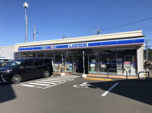 【コンビニエンスストア】ローソン　静岡新伝馬二丁目店まで651ｍ