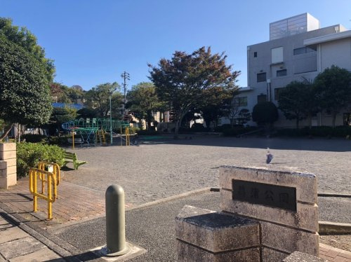 【公園】菖蒲公園まで240ｍ