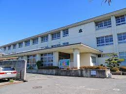 【中学校】桜井市立大三輪中学校まで950ｍ