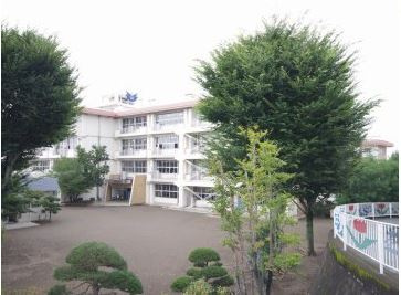 【小学校】真岡市立真岡西小学校まで759ｍ
